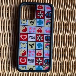 IPHONE 11 PRO WILDFLOWER CASE